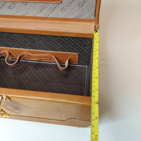 Original 1991 Lamborghini Diablo Schedoni Leather Vanity Case - Picture 12 of 16